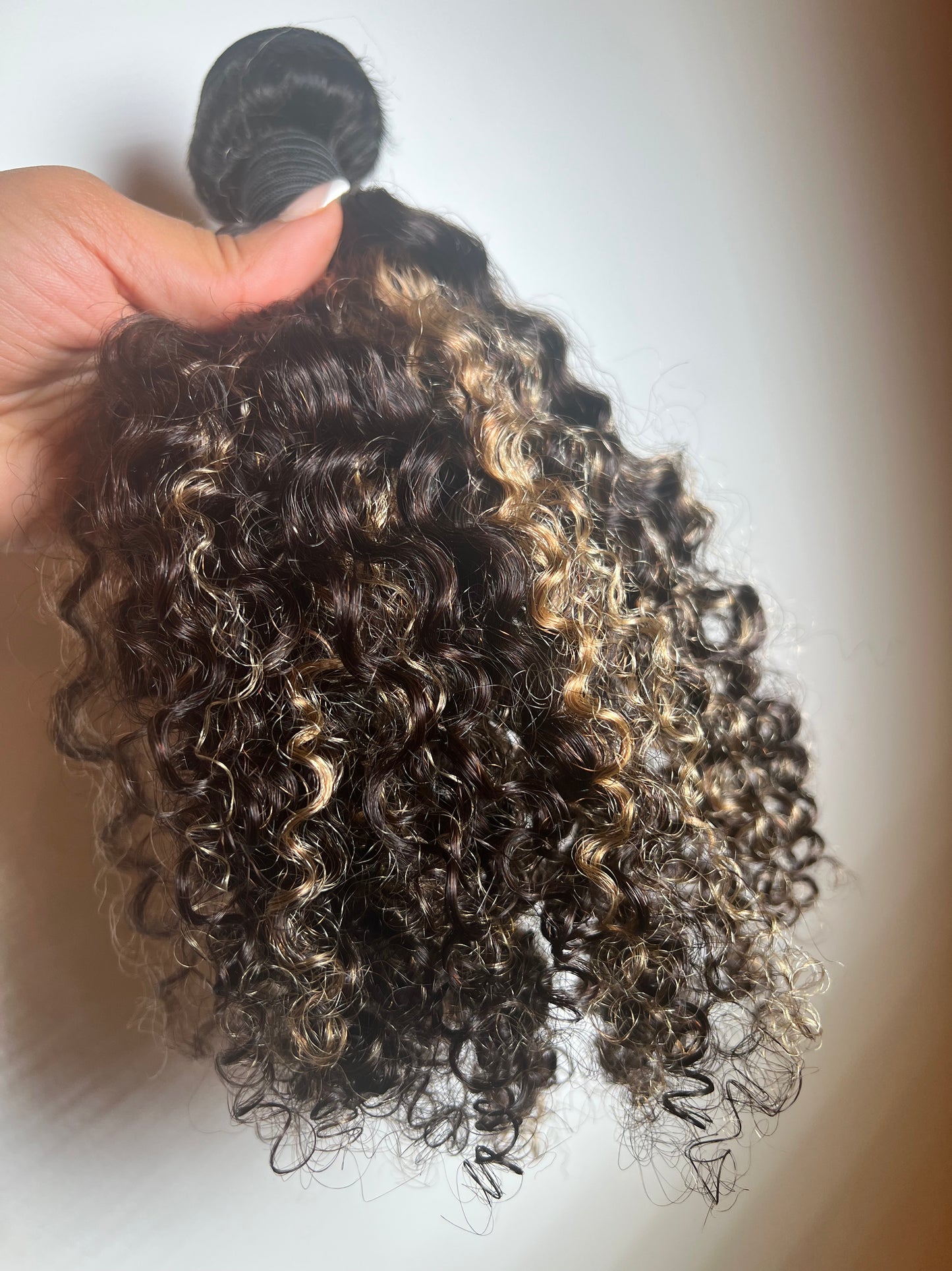 Kinky curly (3b-3c)